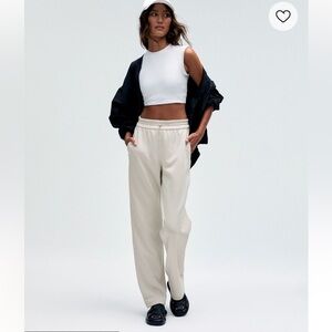 lululemon athletica Softstreme high rise pant short